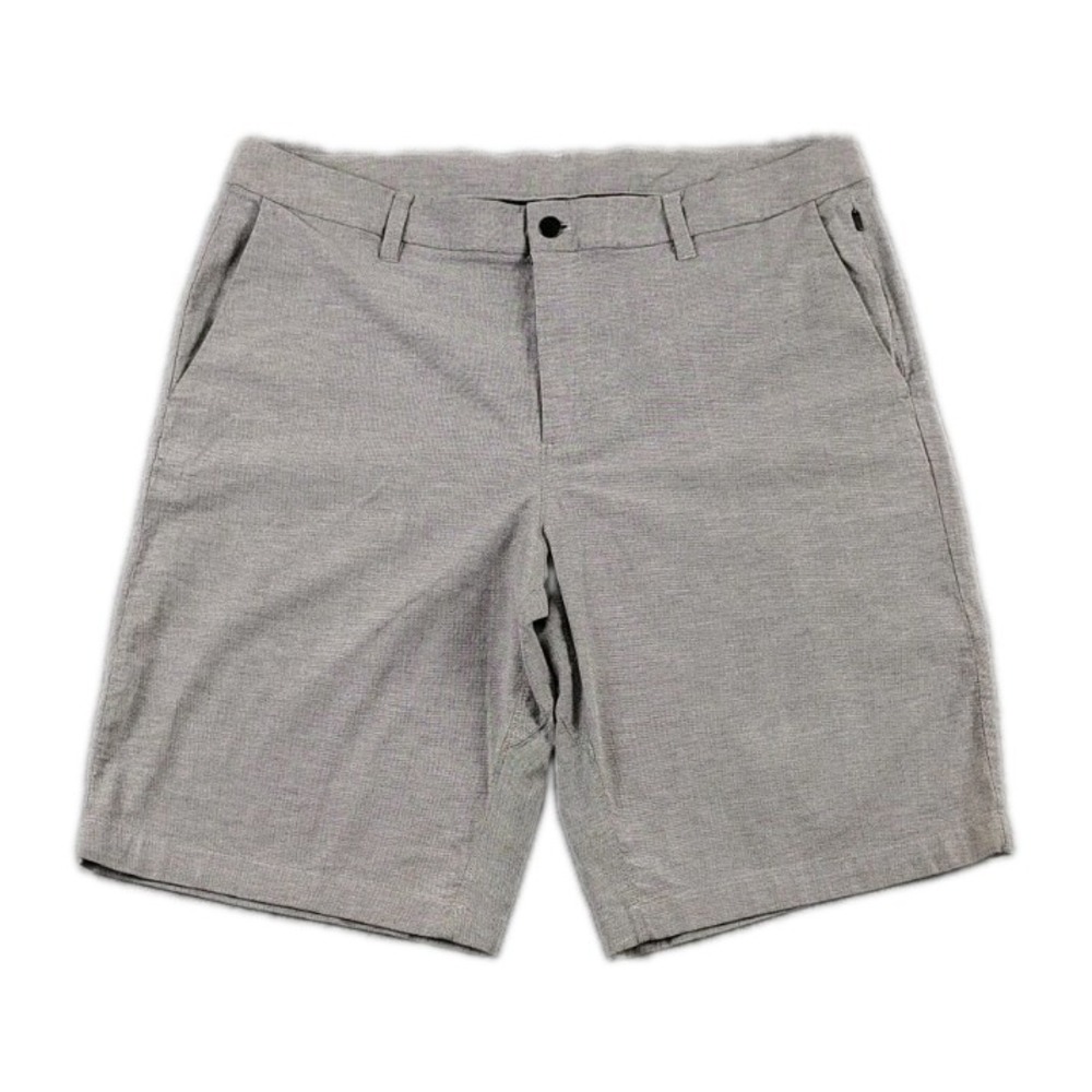 Lululemon Commission Shorts Mens 38x11 Gray Chino  Stretch Preppy Casual